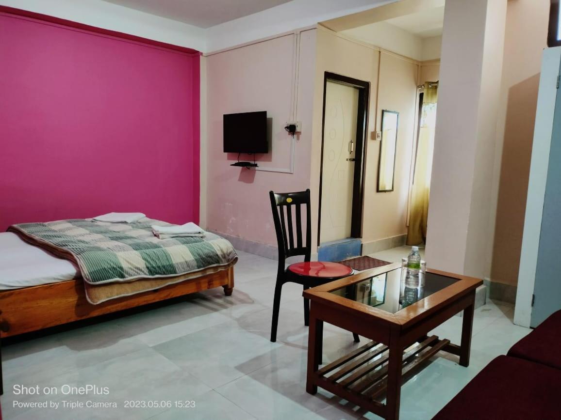 Hotel Diliphu Bomdila Екстер'єр фото